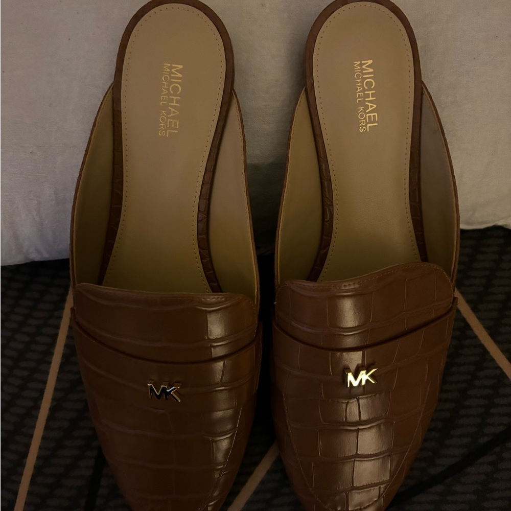 Michael Kors brown mules - Picture 3 of 3